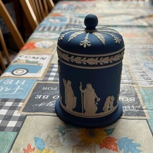 Wedgwood Jasperware Olympus Jar & Lid Light Blue Sacrifice to Ceres